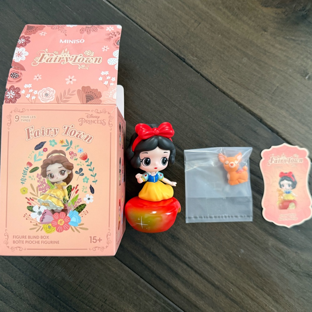 Miniso Fairy Town Snow White Figurine